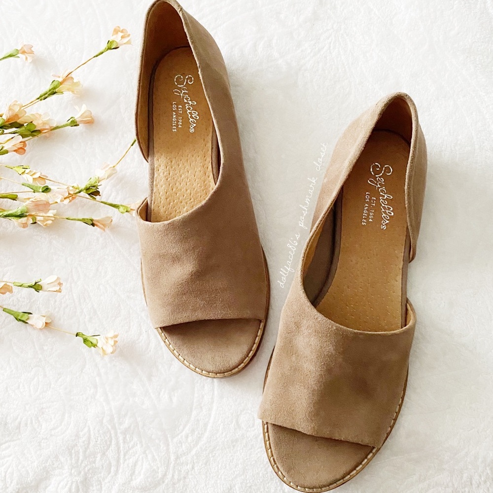 Seychelles Cutout Suede Flats 8